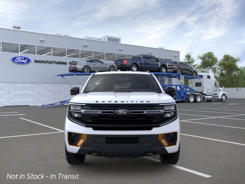 2025 Ford Expedition photo 6