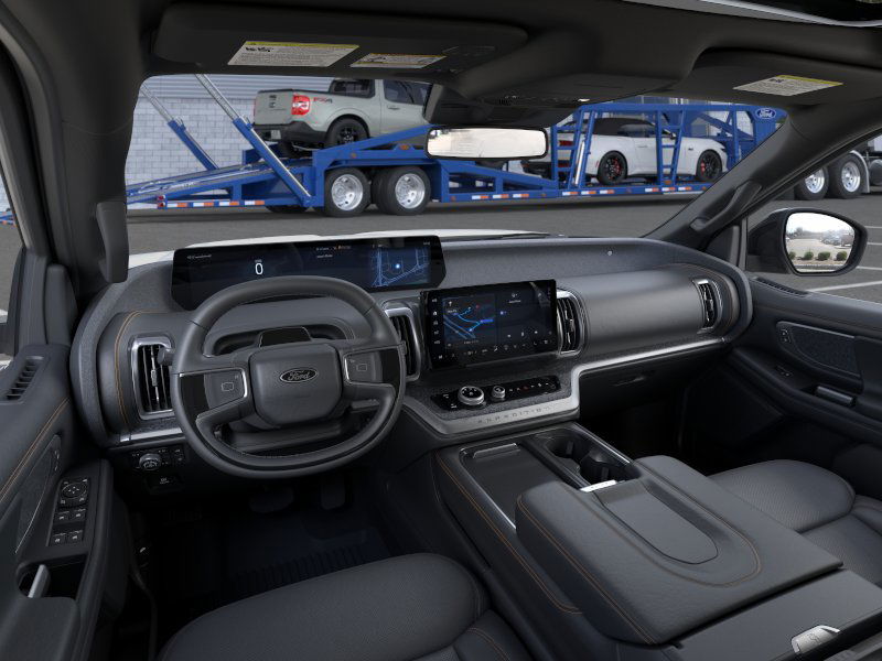 2025 Ford Expedition photo 9