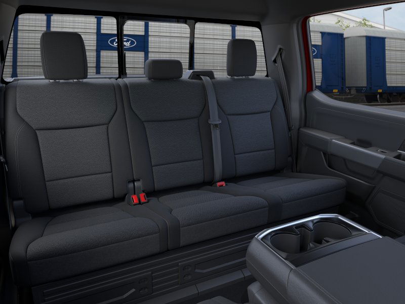 2025 Ford F-150 XLT photo 4