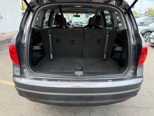 2017 Honda Pilot EX-L photo 9