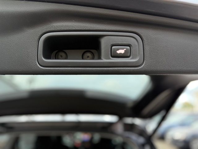 2017 Honda Pilot EX-L photo 10