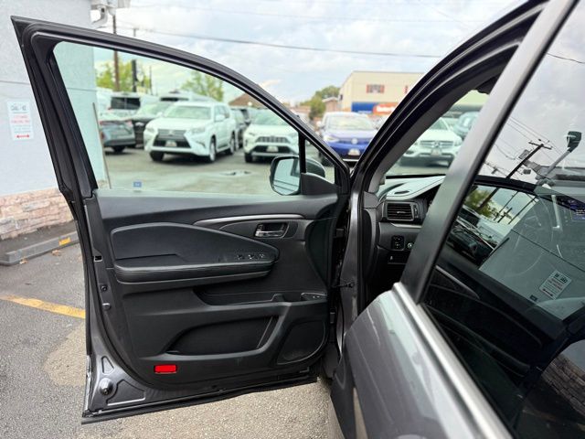 2017 Honda Pilot EX-L photo 13