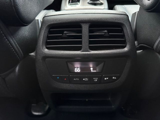 2017 Honda Pilot EX-L photo 30