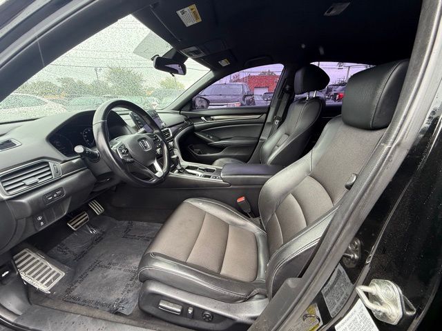 2018 Honda Accord Sport photo 15