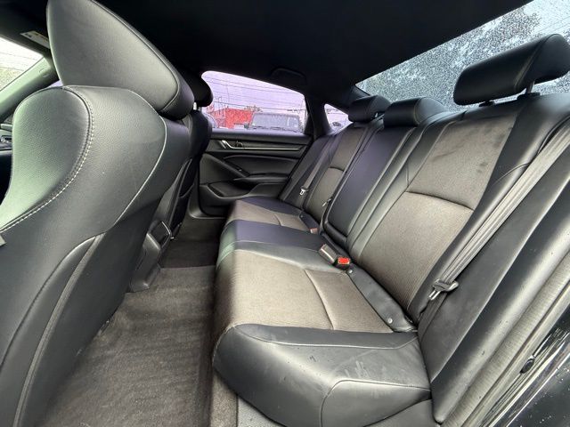 2018 Honda Accord Sport photo 19