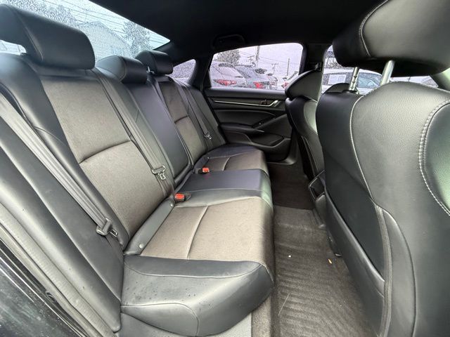 2018 Honda Accord Sport photo 22