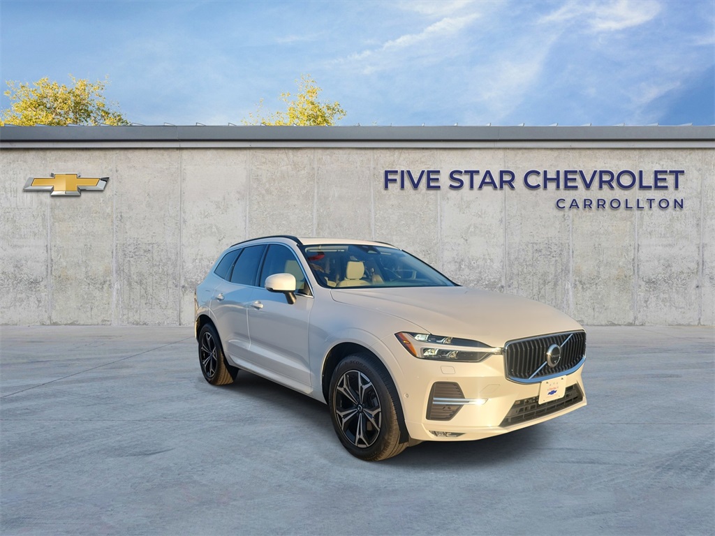 Used 2022 Volvo XC60 B5 Momentum
