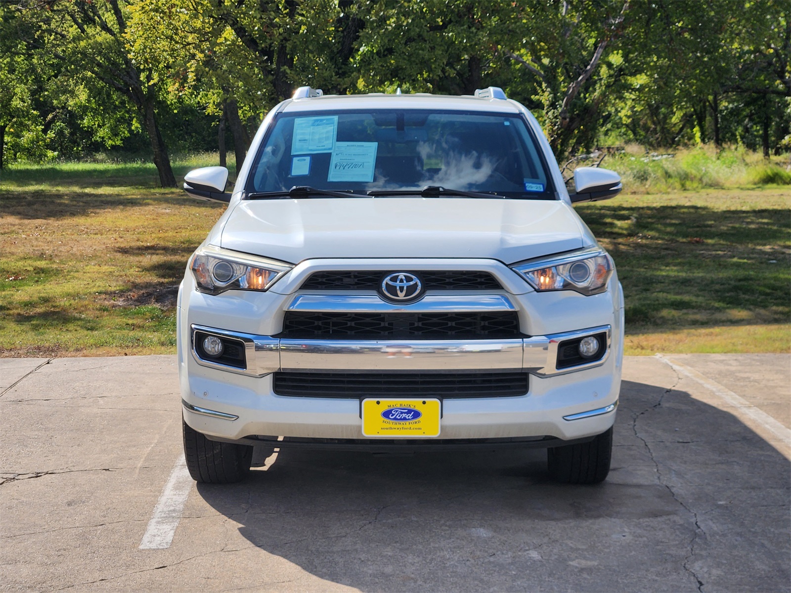 2017 Toyota 4Runner Limited photo 2