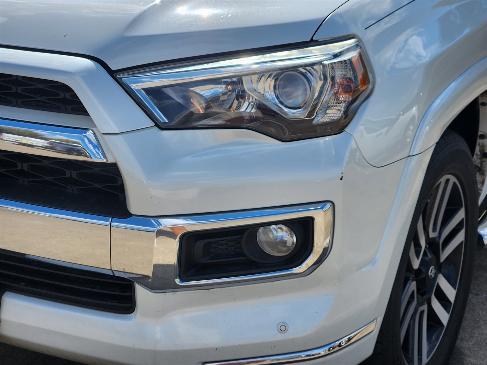 2017 Toyota 4Runner Limited photo 7