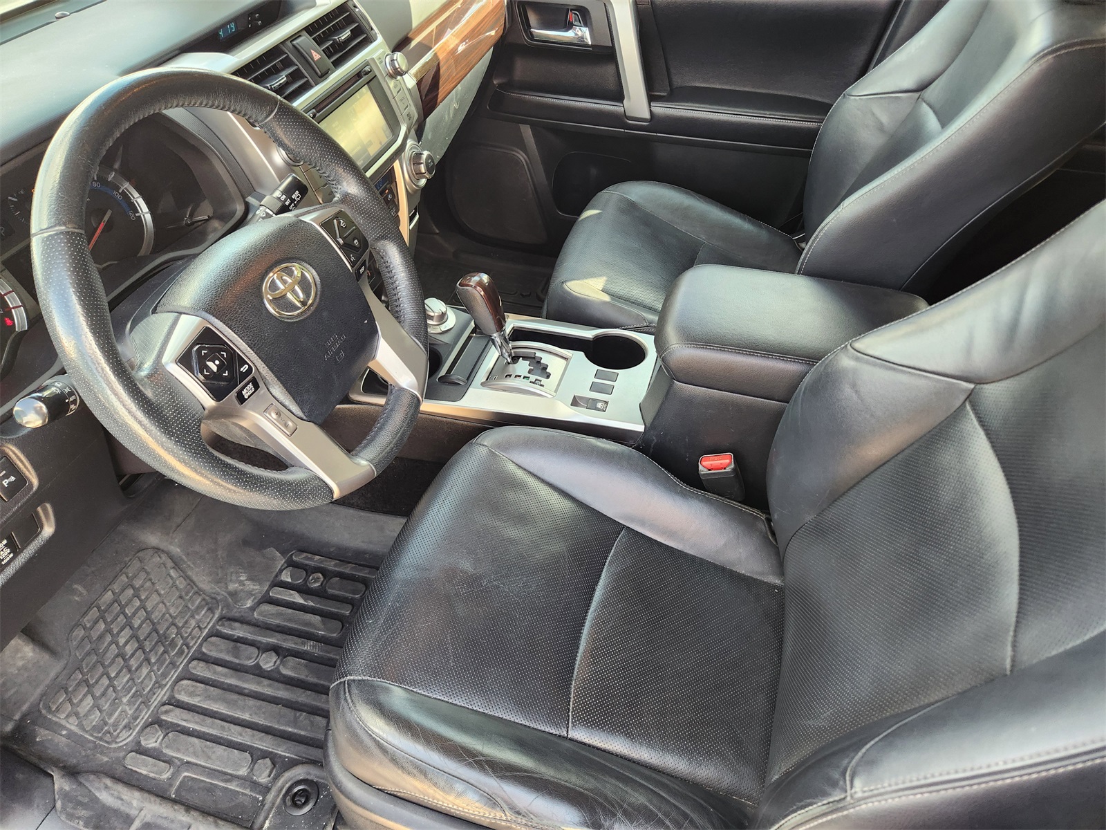 2017 Toyota 4Runner Limited photo 12