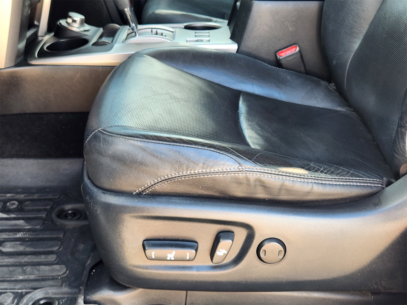 2017 Toyota 4Runner Limited photo 24