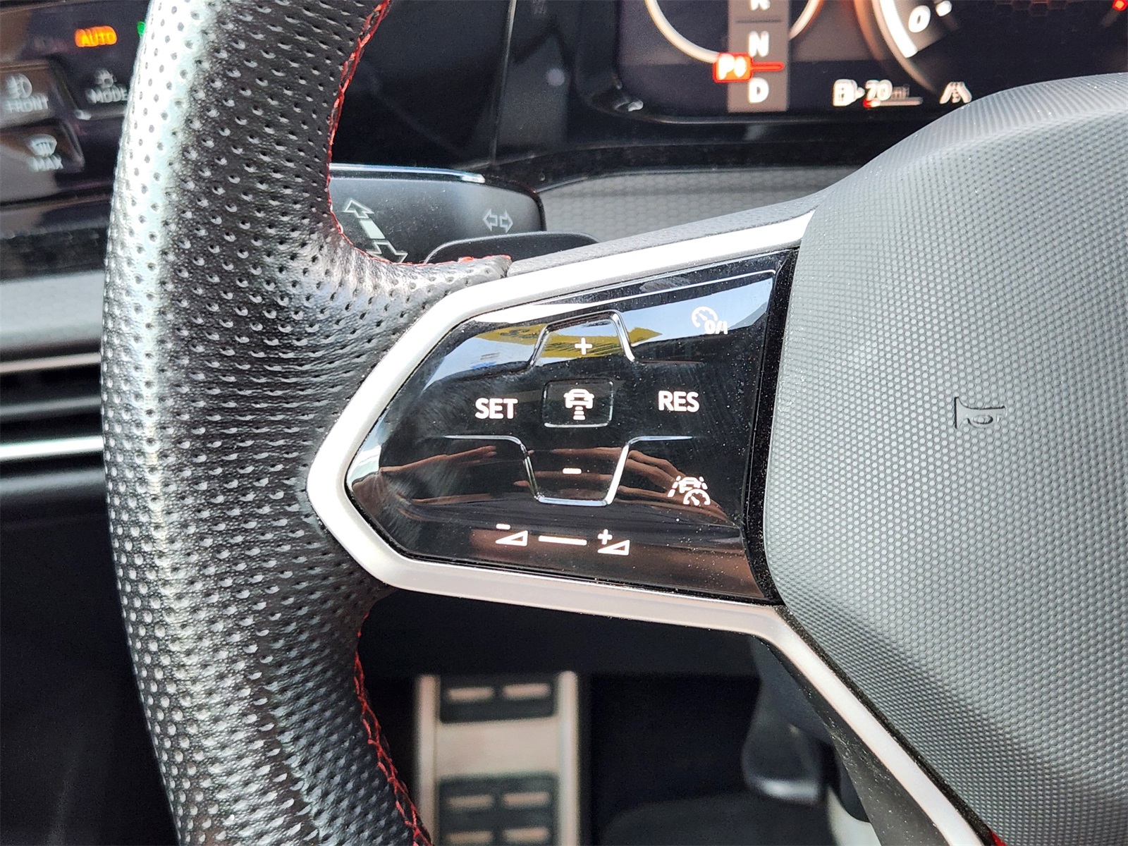 2024 Volkswagen Golf GTI S photo 23
