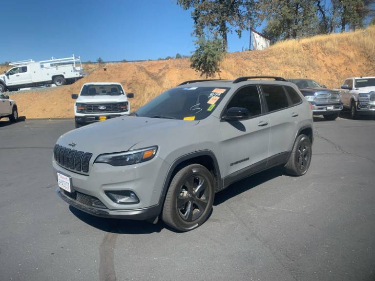 2023 Jeep Cherokee Altitude LUX