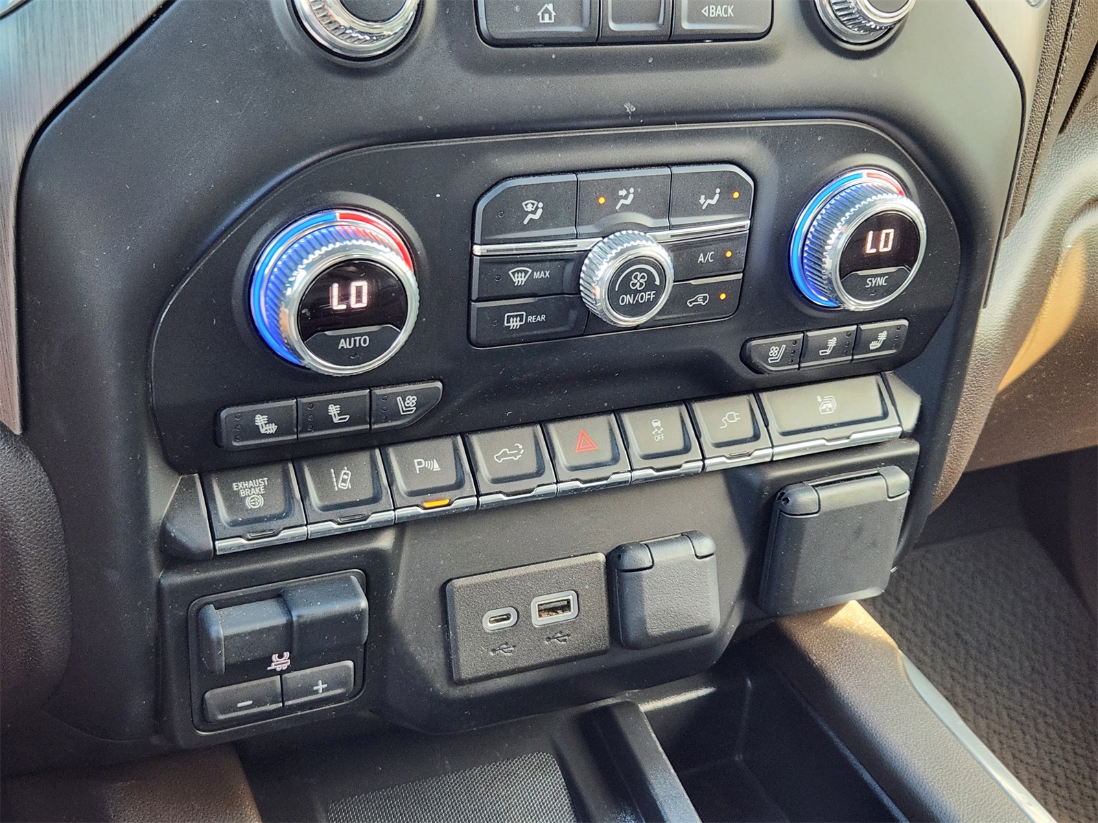 2022 Gmc Sierra HD Denali photo 14
