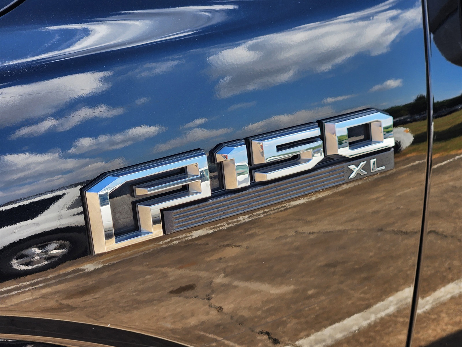 2020 Ford F-150 XL photo 10