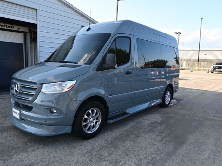 2022 Mercedes-Benz Sprinter 2500 Cargo 144 WB