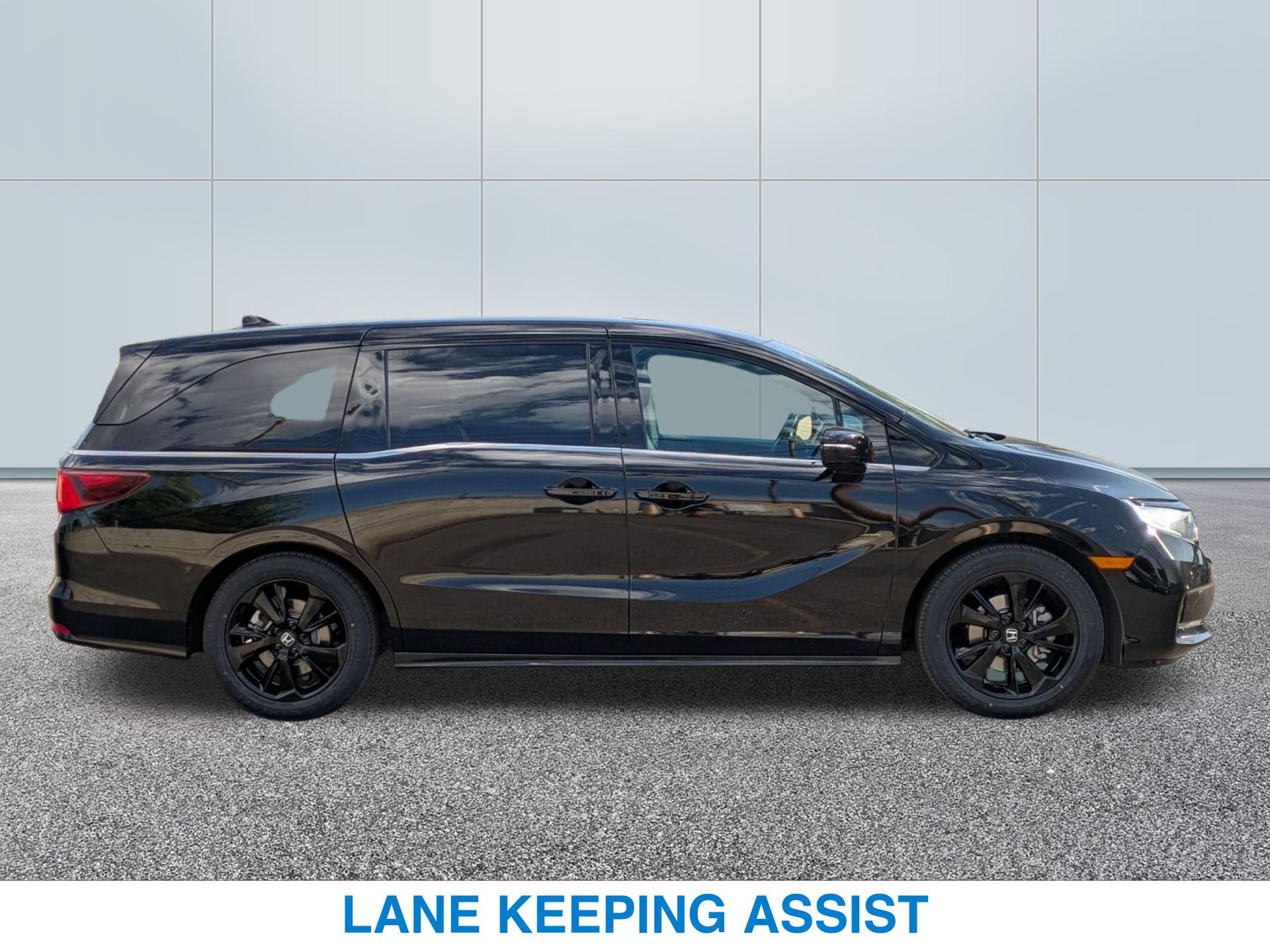 2023 Honda Odyssey Sport photo 4