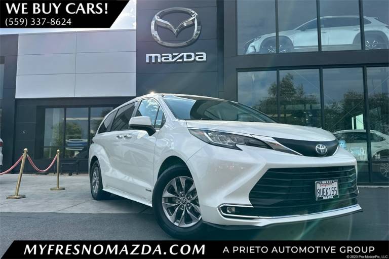 2021 Toyota Sienna XLE