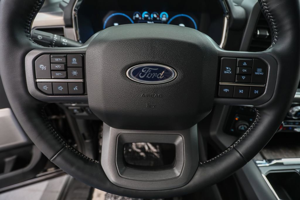 2023 Ford F-150 Lariat photo 9