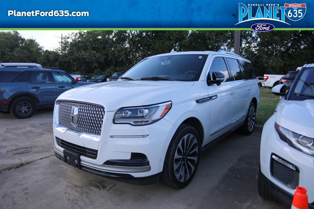 2023 Lincoln Navigator Reserve photo 2