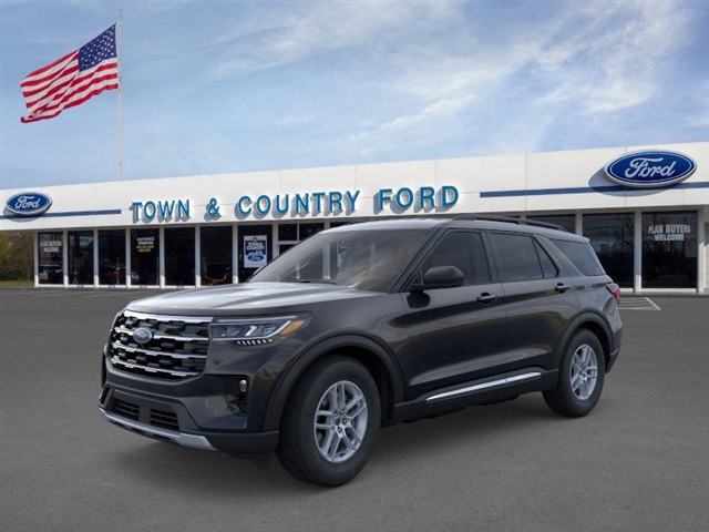 2025 Ford Explorer photo 4
