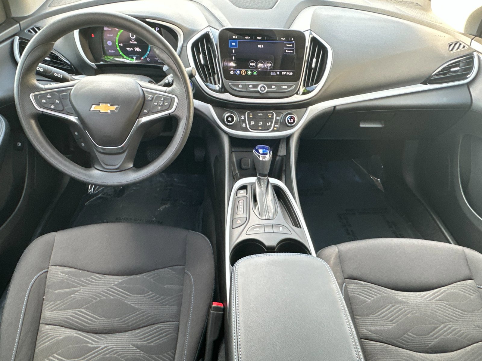 2019 Chevrolet Volt LT photo 12