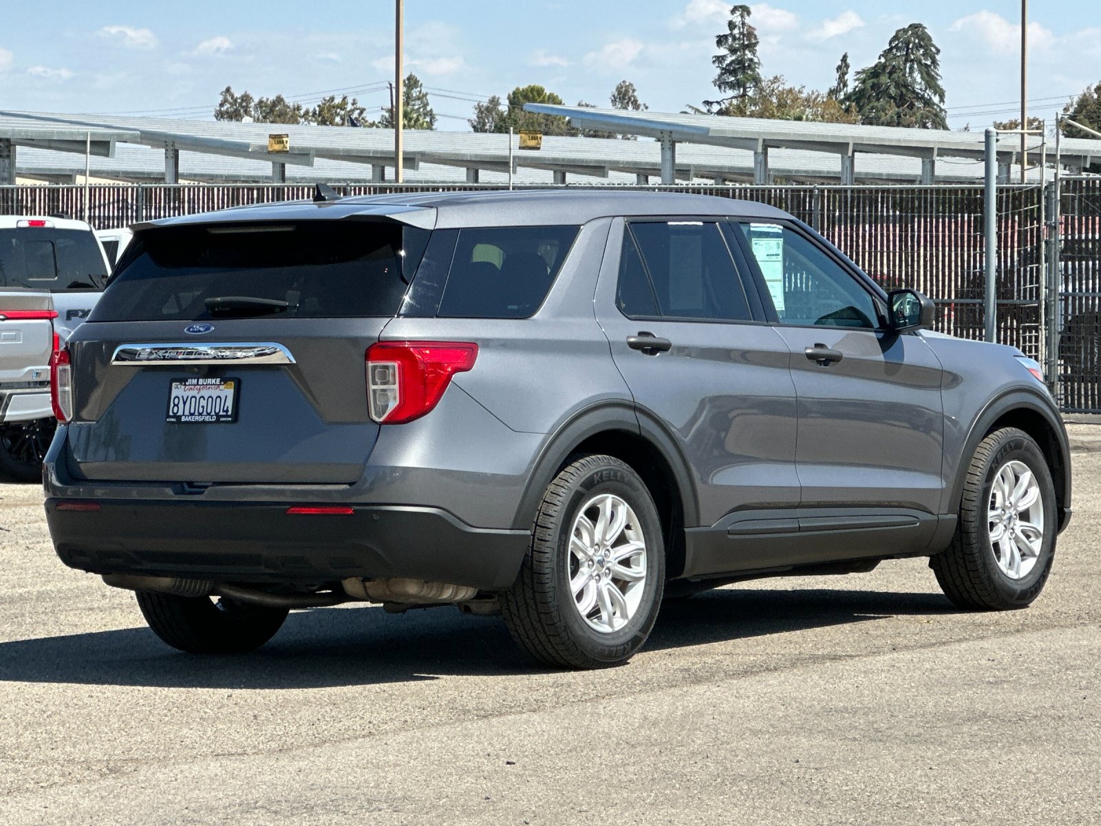 2021 Ford Explorer Base photo 2