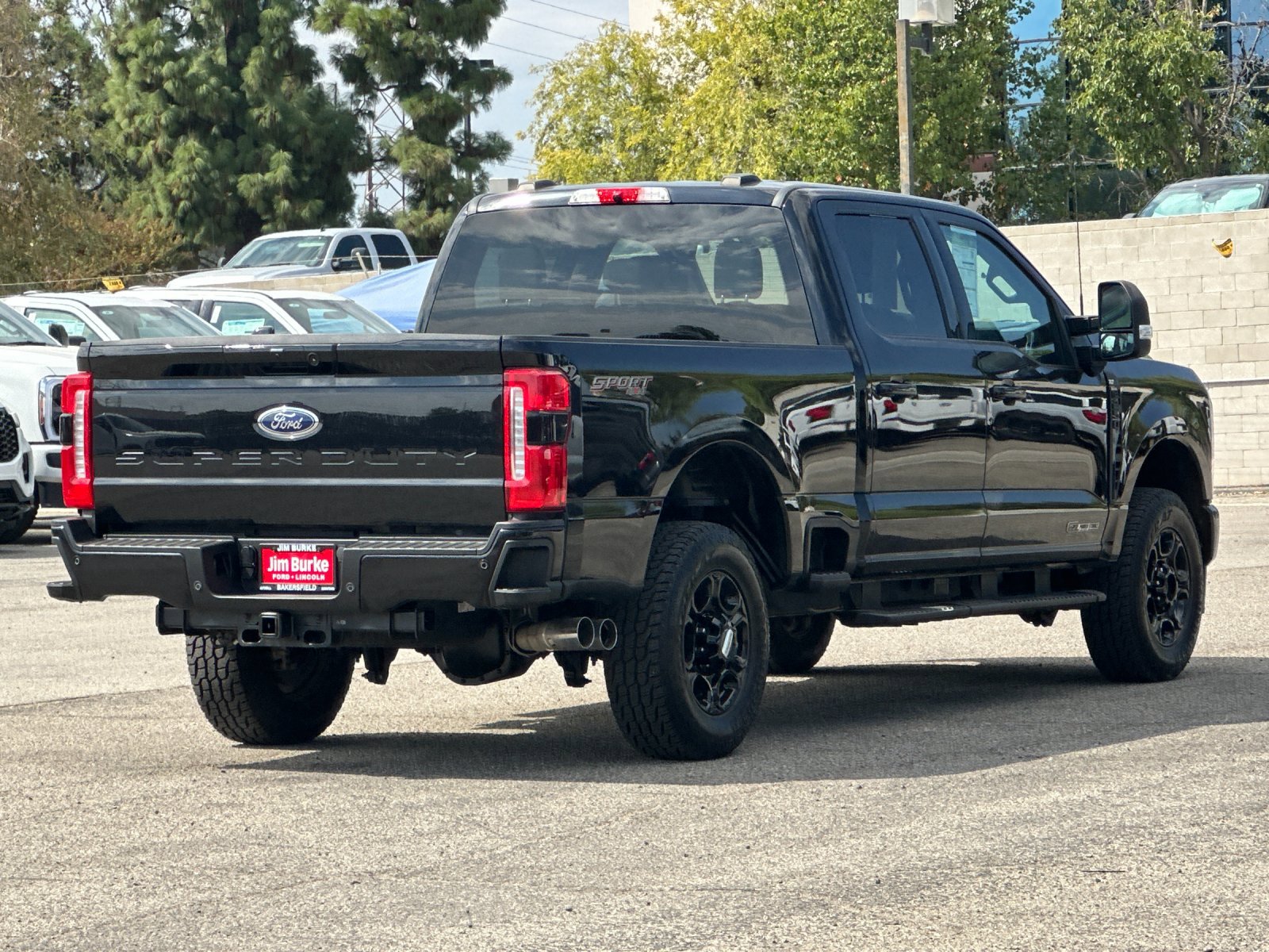 2023 Ford F-250 XLT photo 3