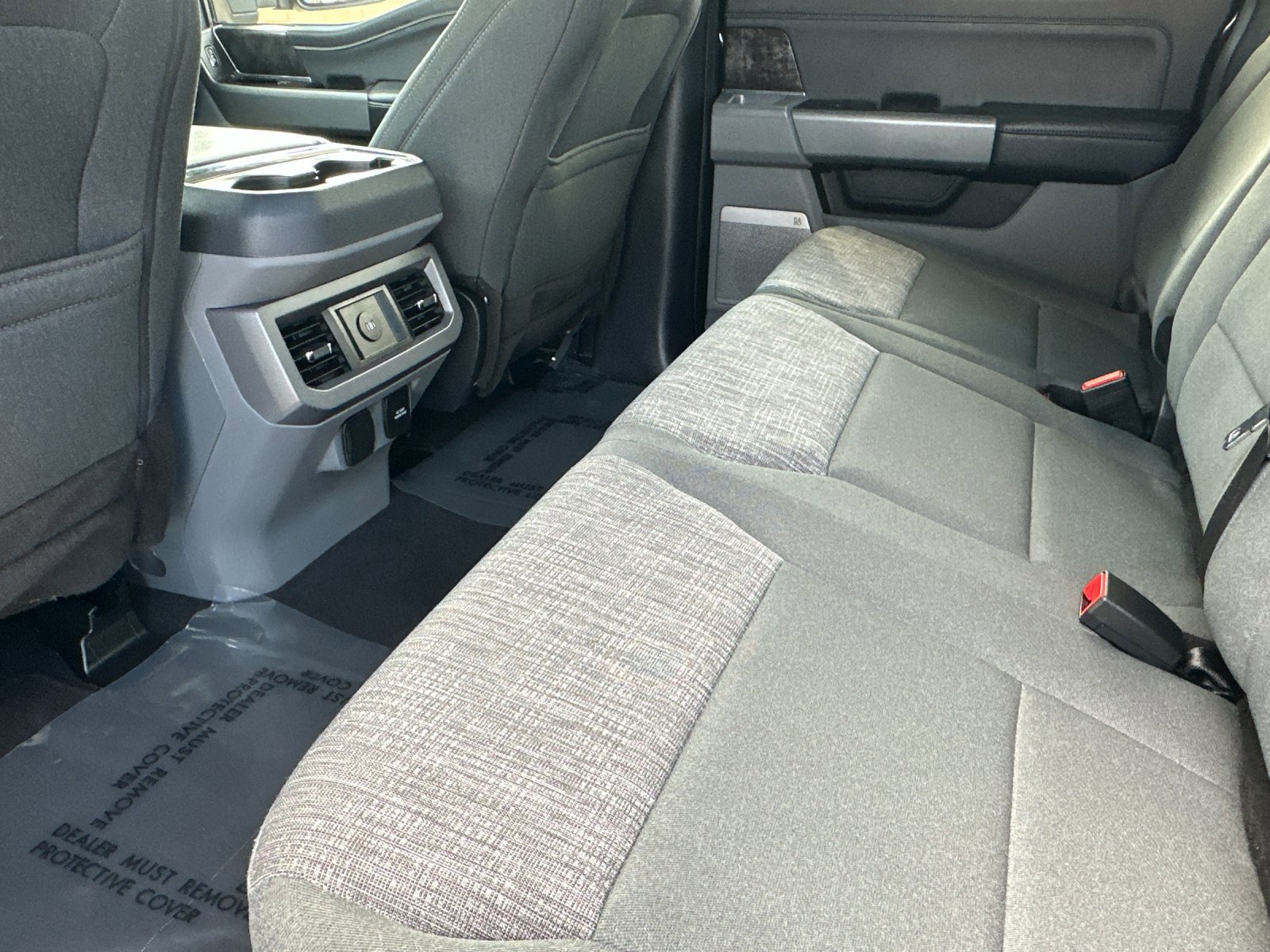 2023 Ford F-250 XLT photo 11