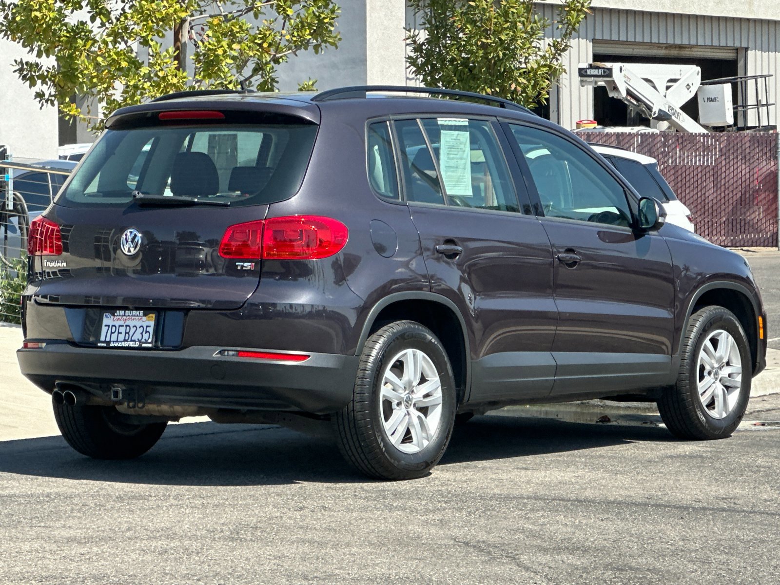 2016 Volkswagen Tiguan Sport photo 3