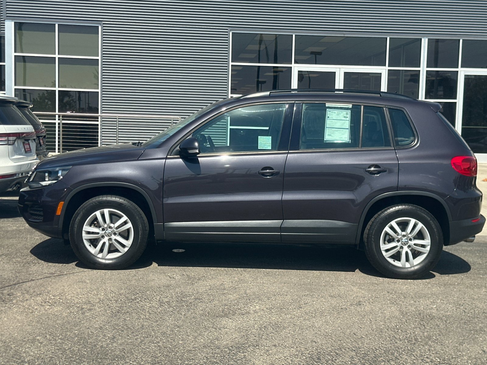2016 Volkswagen Tiguan Sport photo 6