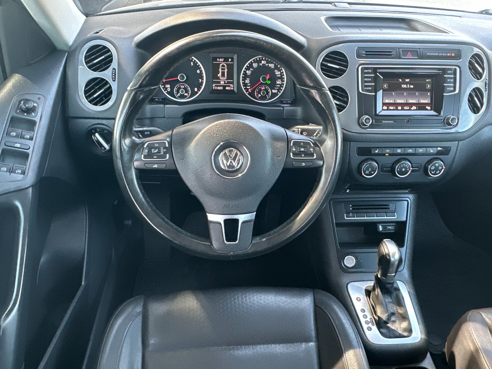 2016 Volkswagen Tiguan Sport photo 13