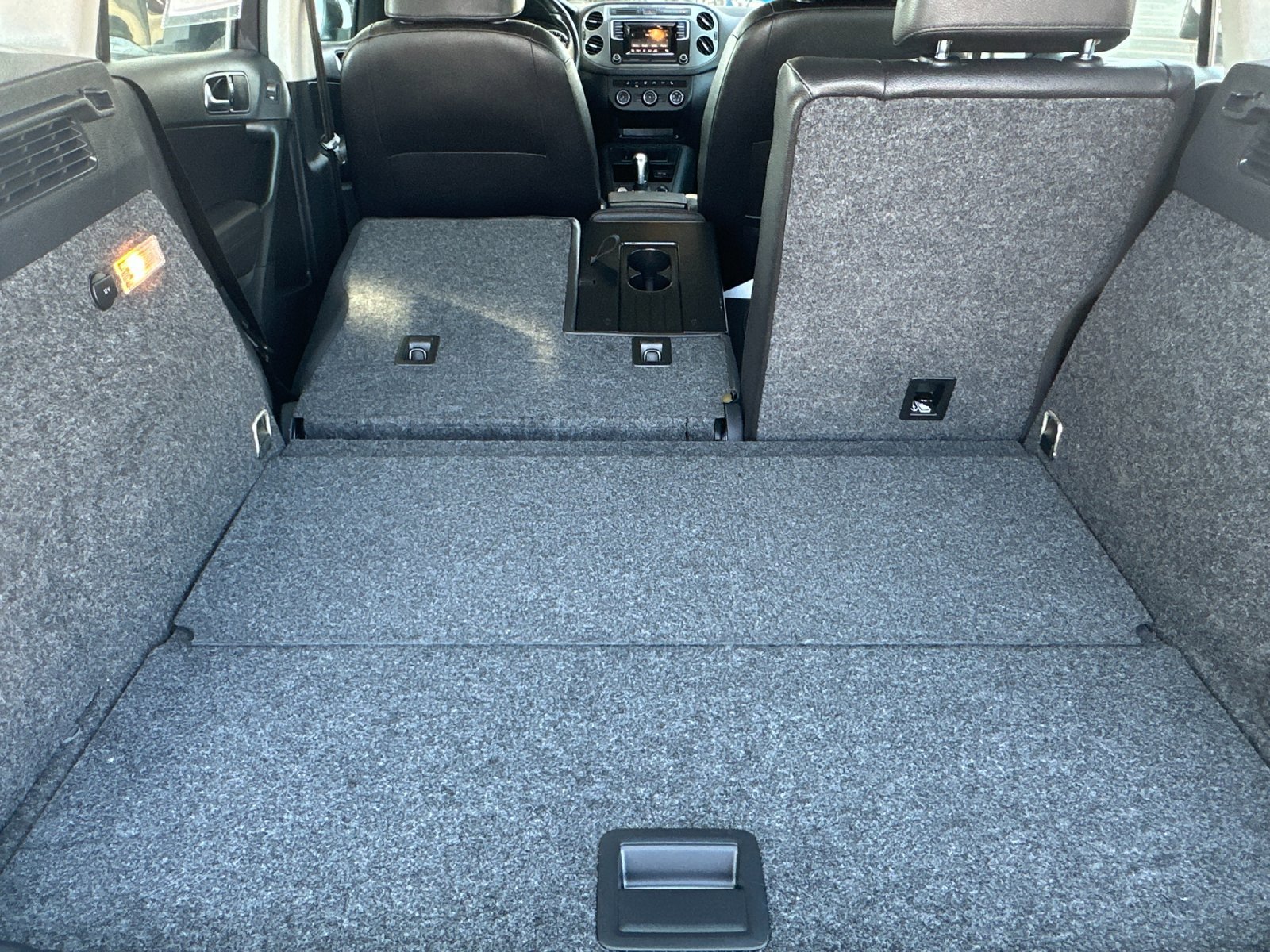 2016 Volkswagen Tiguan Sport photo 14