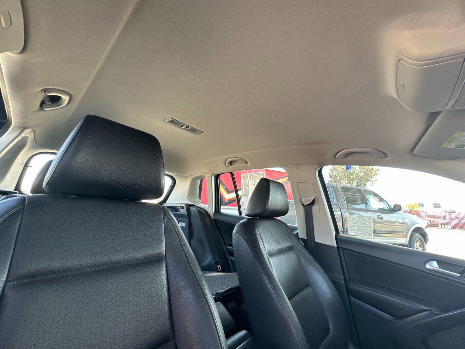 2016 Volkswagen Tiguan Sport photo 16
