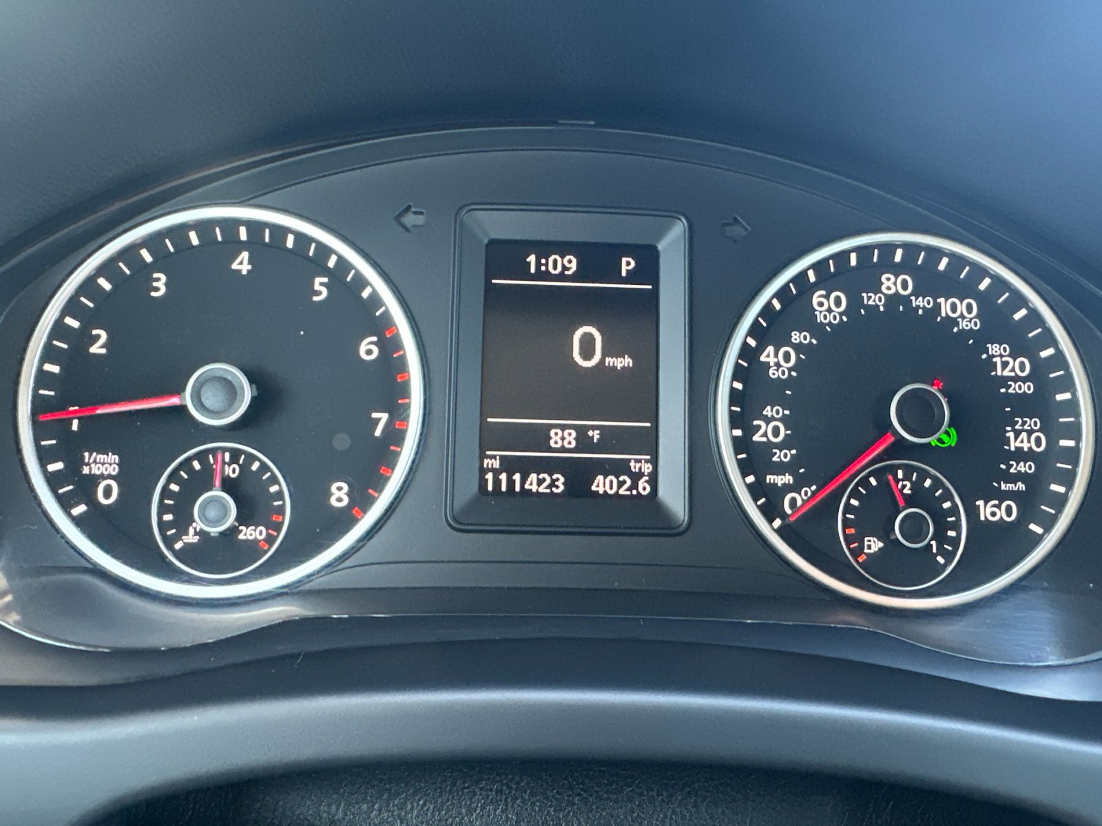 2016 Volkswagen Tiguan Sport photo 23