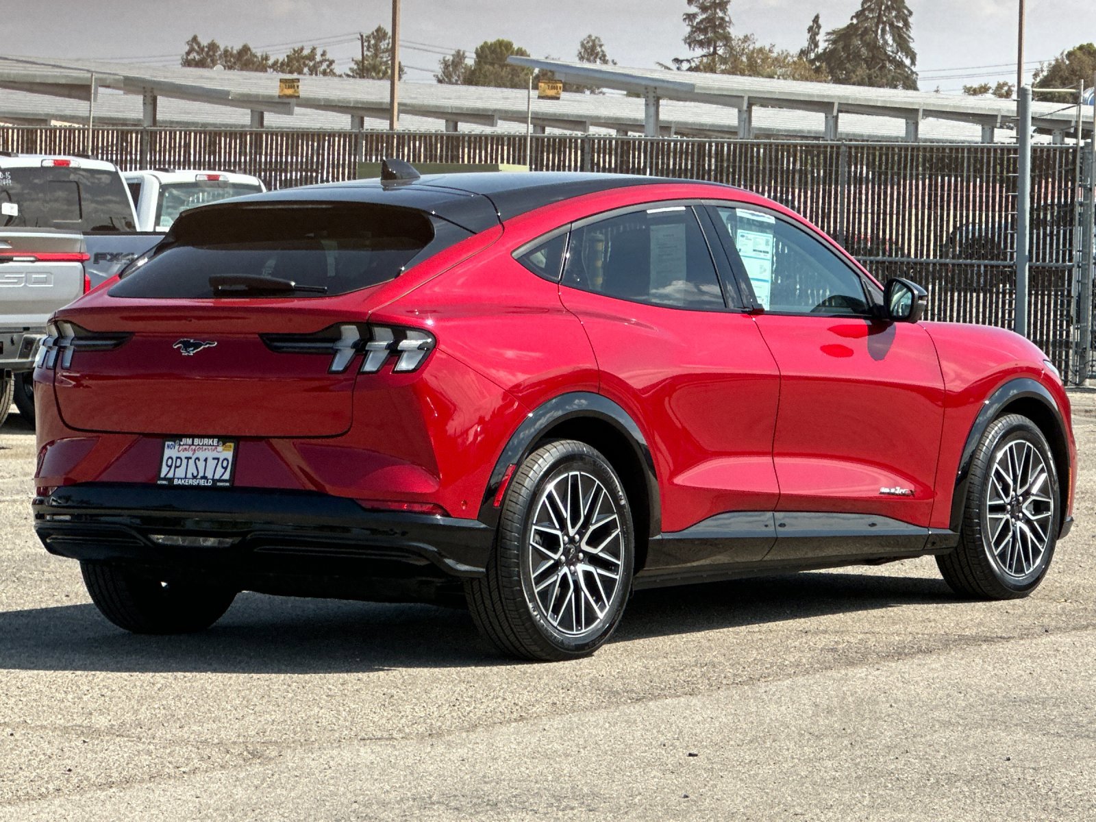 2024 Ford Mustang Mach-E Premium photo 3
