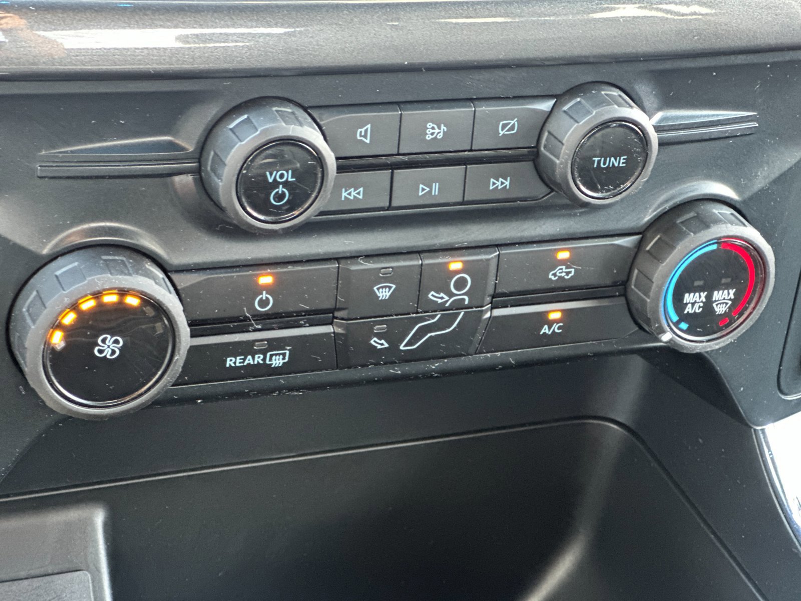 2024 Ford F-150 STX photo 18