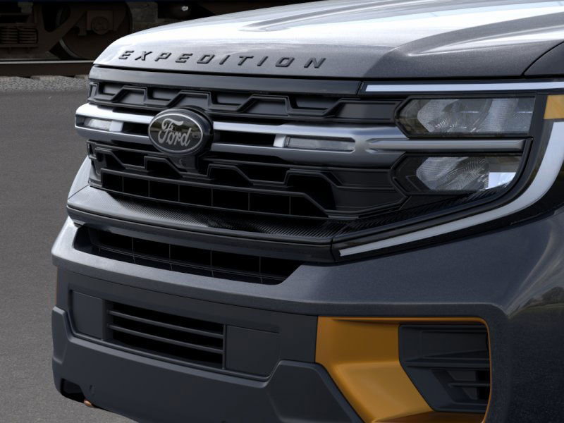 2025 Ford Expedition photo 17