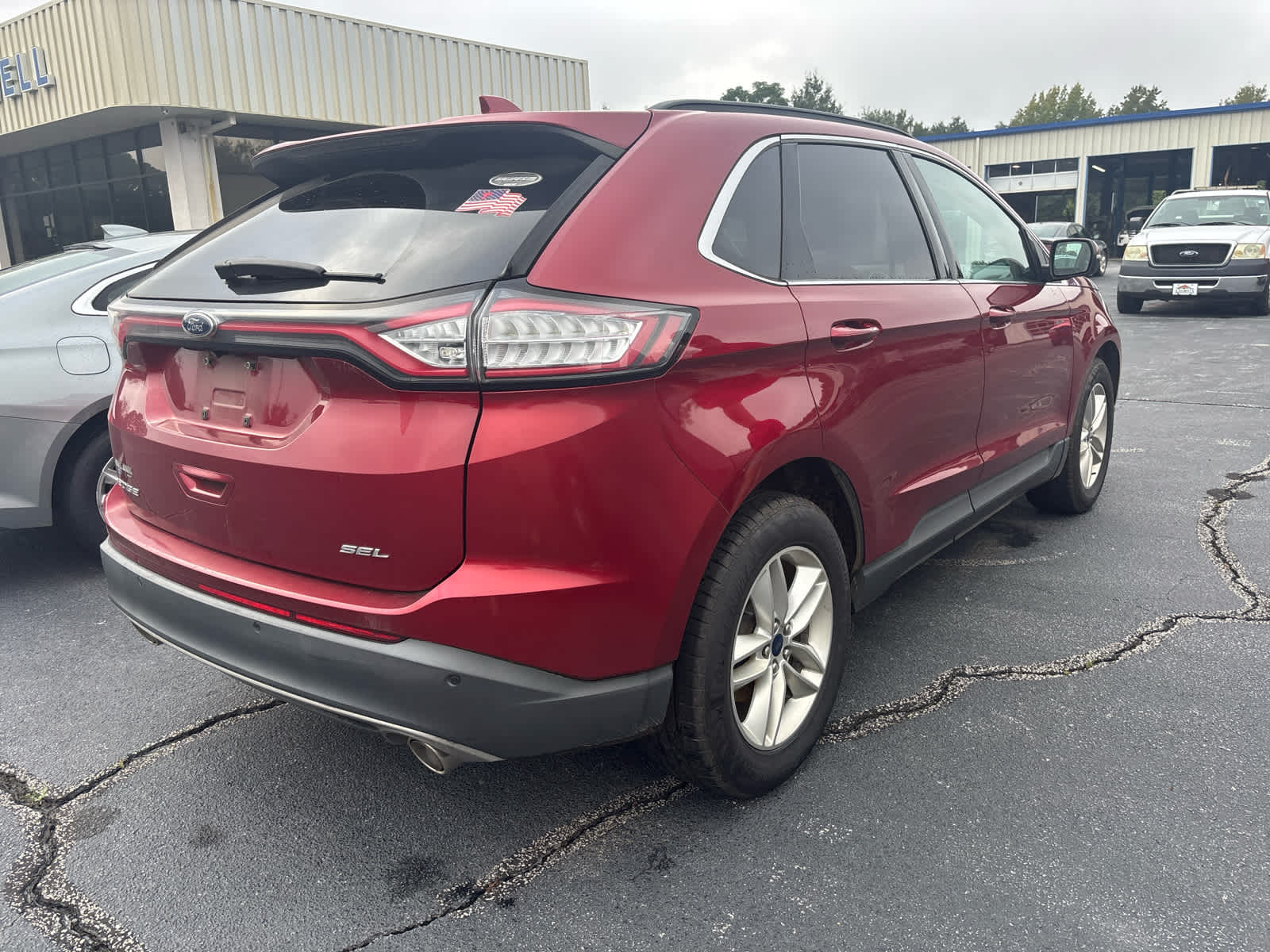 2016 Ford Edge SEL photo 3