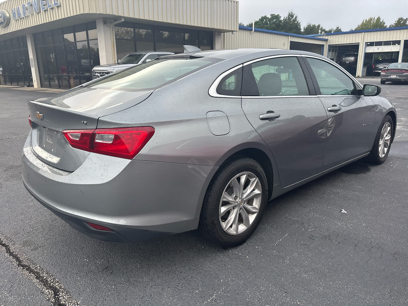 2024 Chevrolet Malibu 1LT photo 3