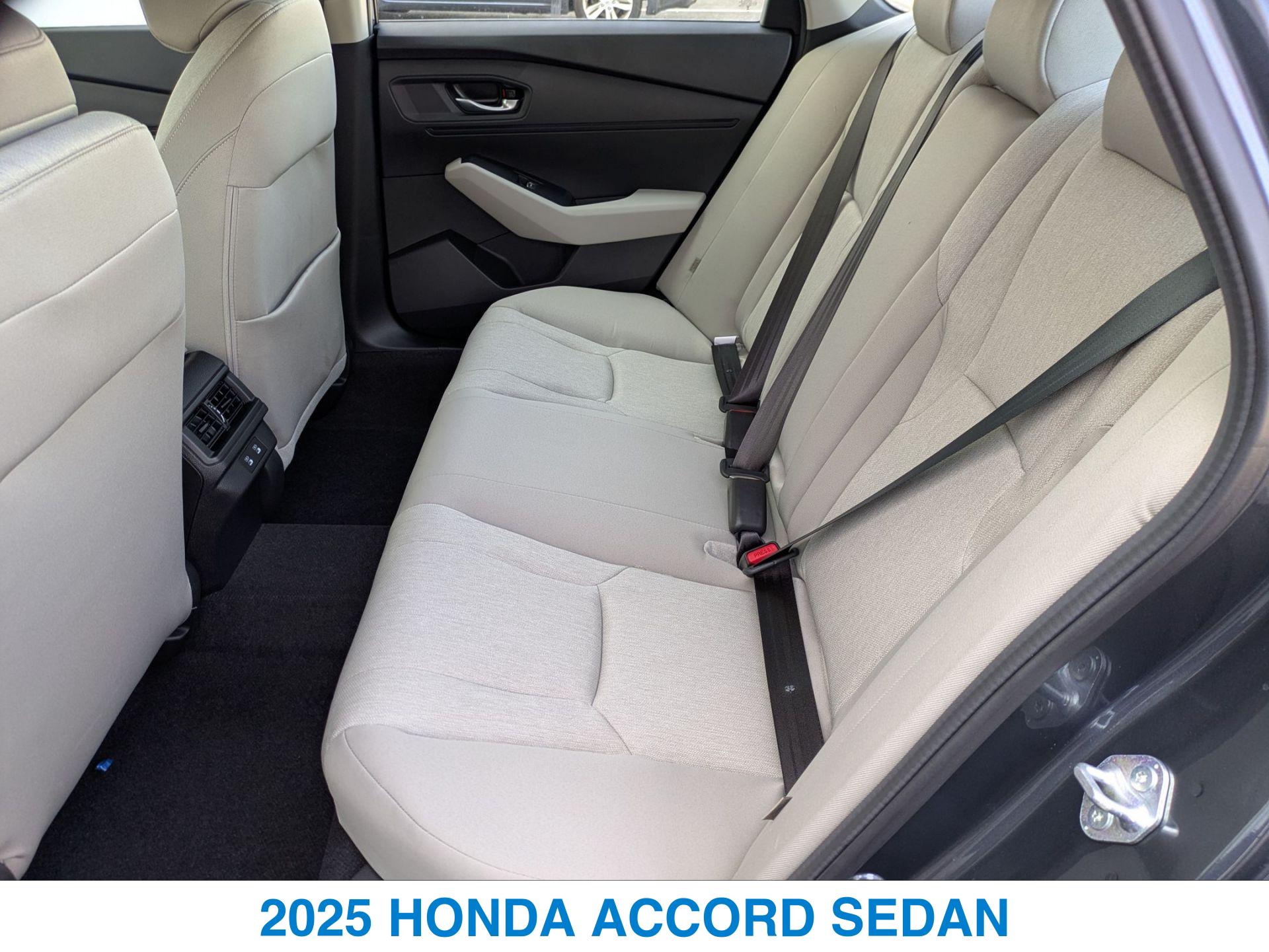 2025 Honda Accord SE photo 23