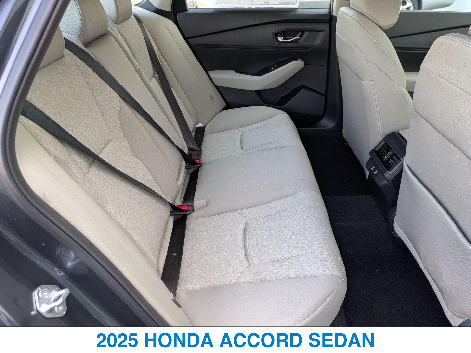 2025 Honda Accord SE photo 24