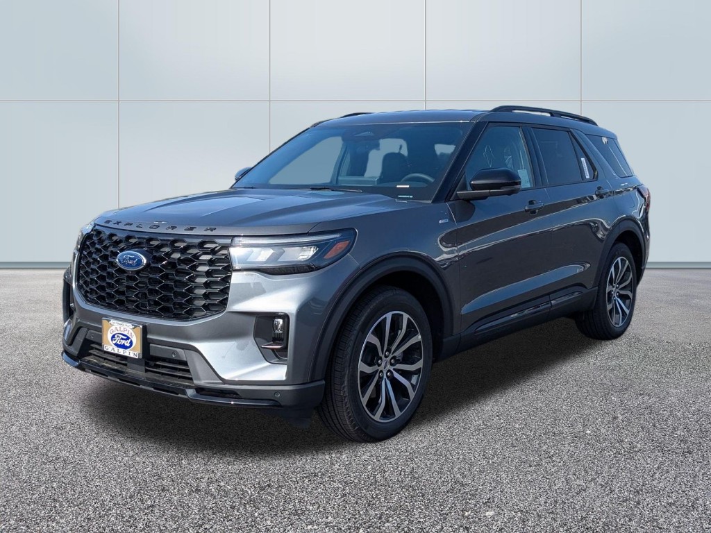 2025 Ford Explorer ST Line