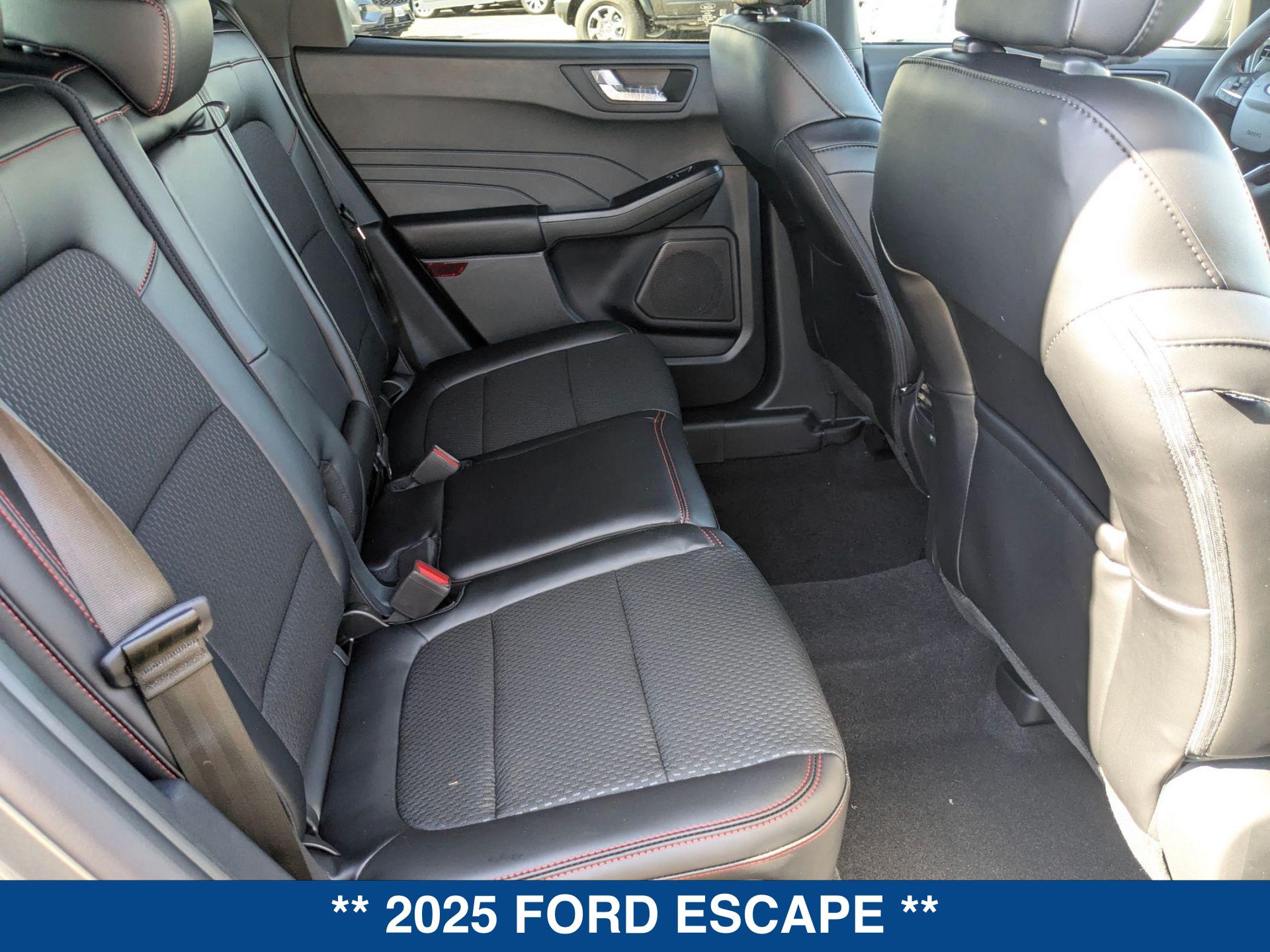2025 Ford Escape ST-Line photo 20