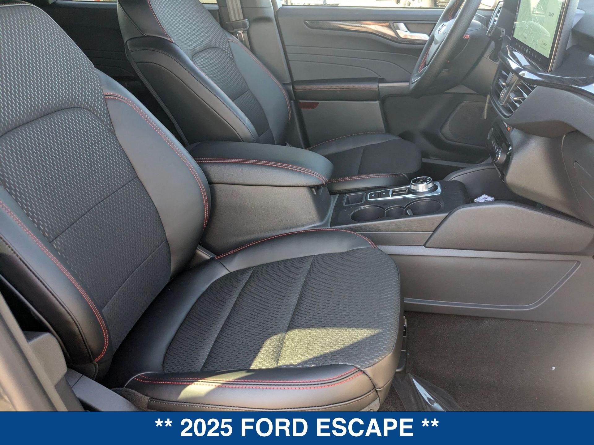 2025 Ford Escape ST-Line photo 21