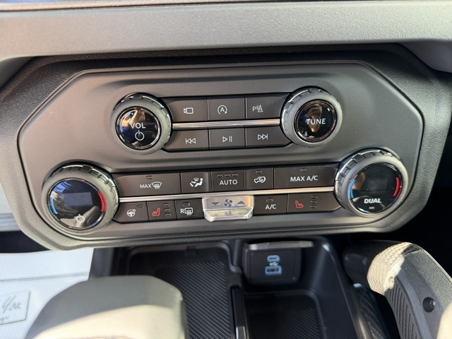 2025 Ford Bronco Raptor photo 12