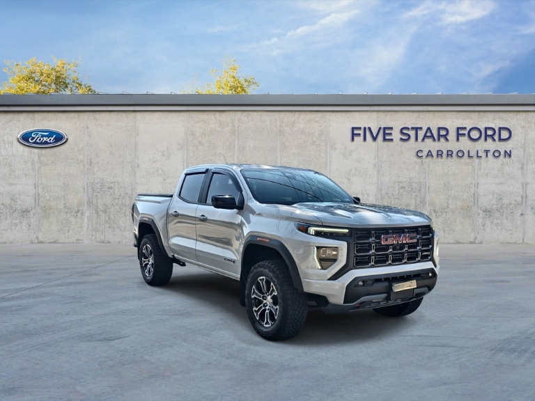 2024 GMC Canyon 4WD AT4