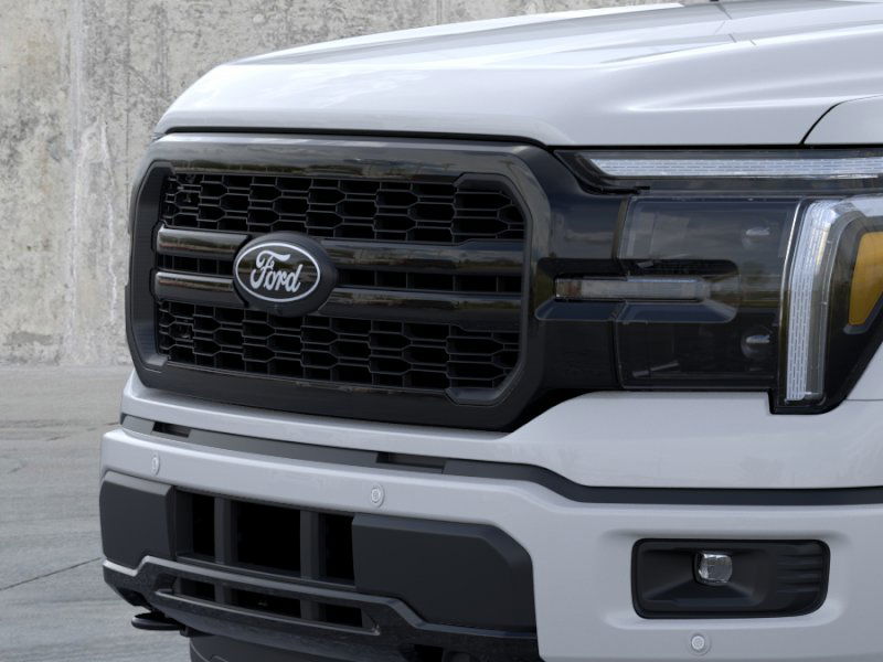 2025 Ford F-150 Lariat photo 17