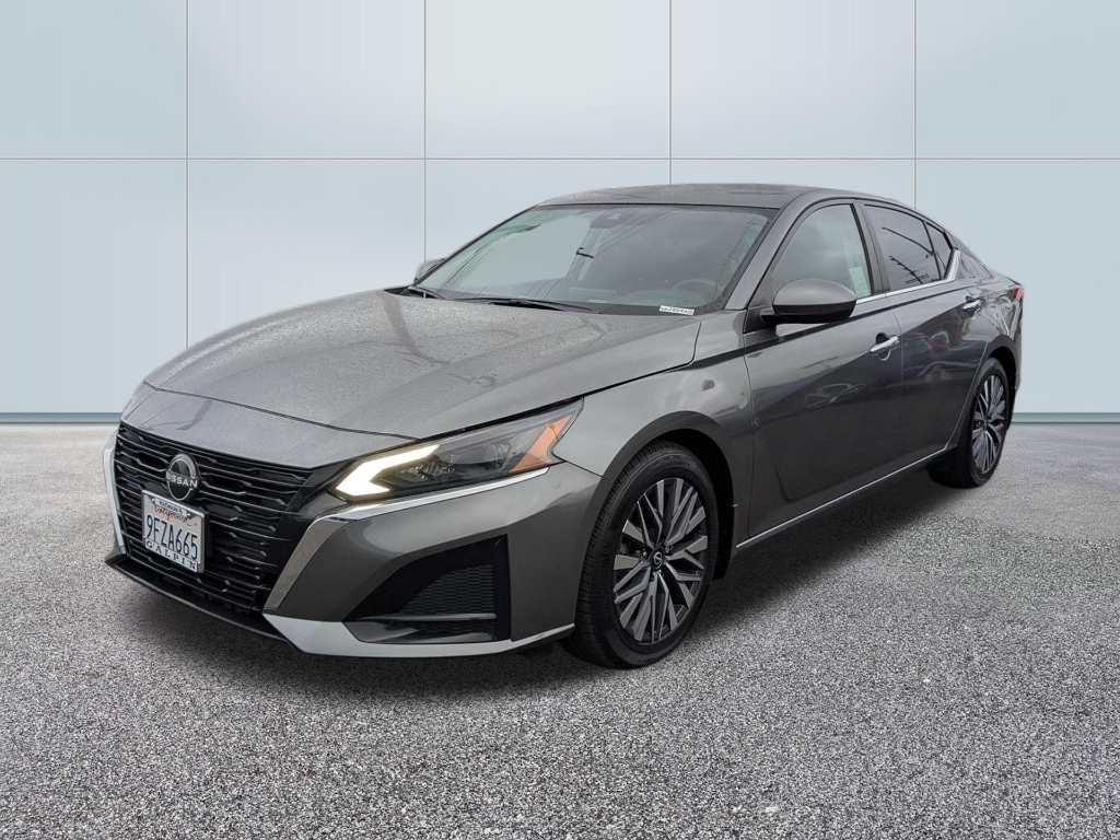 2023 Nissan Altima SV FWD
