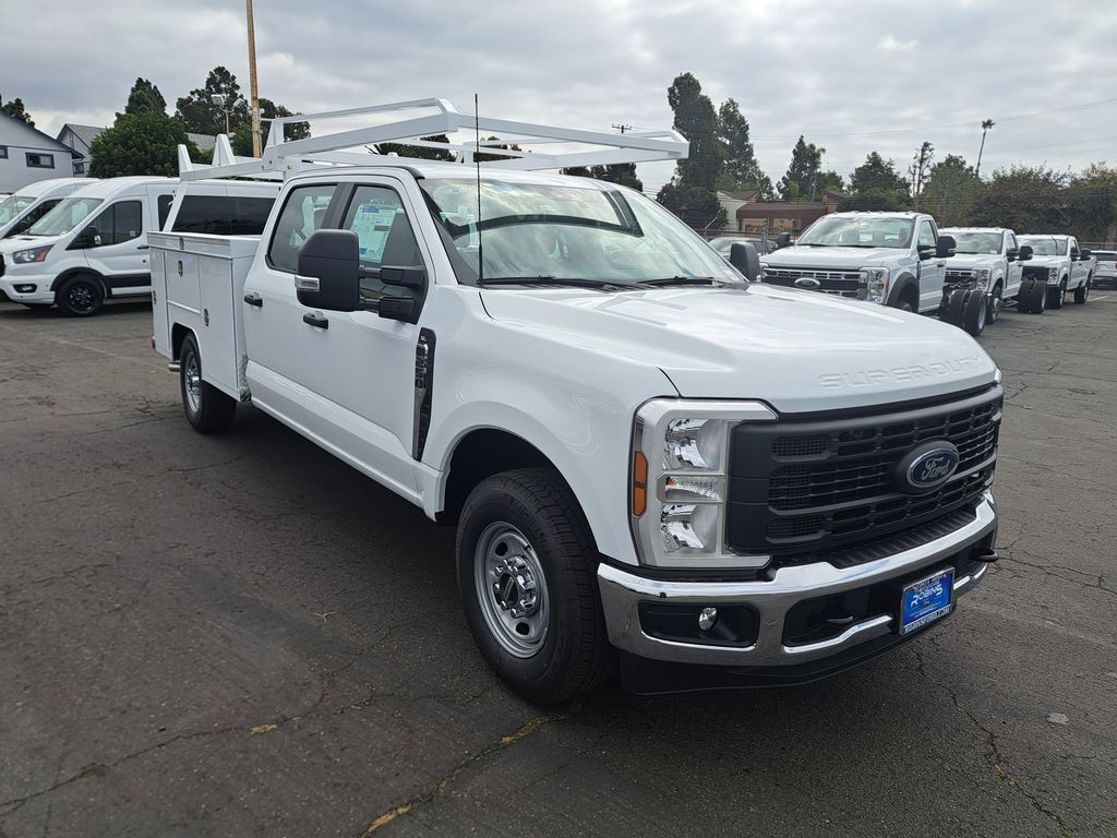 2026 Ford F-250 photo 3